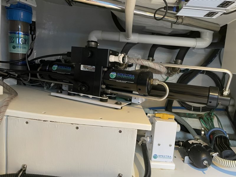 The Spectra Catalina MPC5000 MKII Watermaker nestled in the port side of the lazerette.